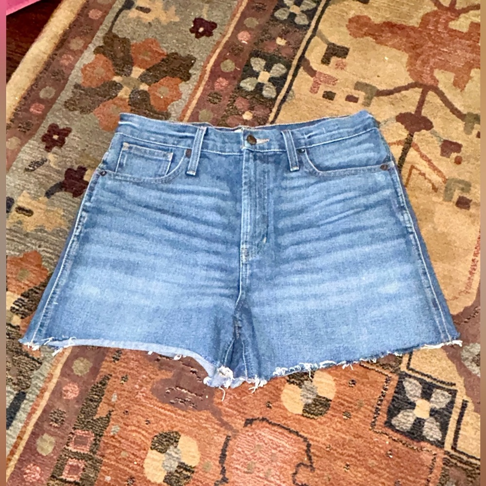 Madewell High Waisted  The Perfect Jean Short sz 29